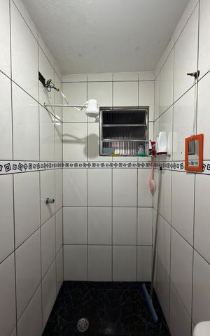 Casa à venda com 65m², 4 quartos e sem vaga Casa à venda com 65m², 4 quartos e sem vagaBanheiro Social