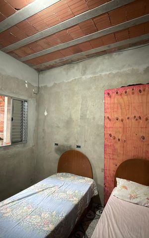 Casa à venda com 65m², 4 quartos e sem vaga Casa à venda com 65m², 4 quartos e sem vagaQuarto 3