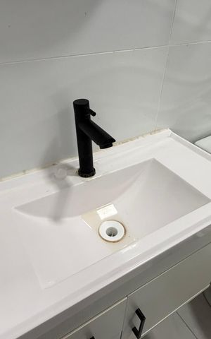 Studio para alugar com 37m², 1 quarto e sem vaga Studio para alugar com 37m², 1 quarto e sem vagaBanheiro