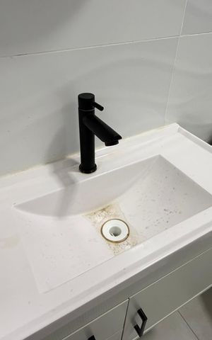 Studio para alugar com 36m², 1 quarto e sem vaga Studio para alugar com 36m², 1 quarto e sem vagaBanheiro