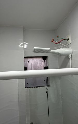 Studio para alugar com 27m², 1 quarto e sem vaga Studio para alugar com 27m², 1 quarto e sem vagaBanheiro