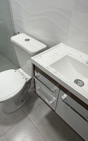 Studio para alugar com 27m², 1 quarto e sem vaga Studio para alugar com 27m², 1 quarto e sem vagaBanheiro