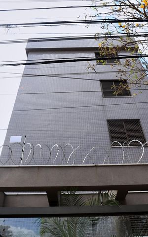 Apartamento para alugar com 77m², 3 quartos e 2 vagas Apartamento para alugar com 77m², 3 quartos e 2 vagasFachada