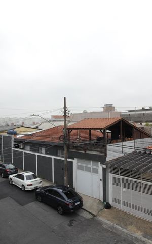 Apartamento à venda com 51m², 3 quartos e 1 vaga Apartamento à venda com 51m², 3 quartos e 1 vagaVaranda