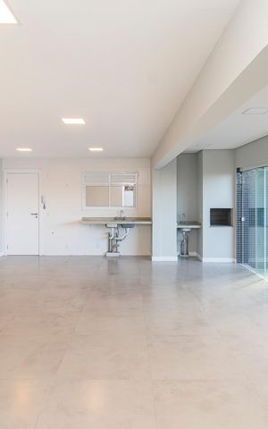 Apartamento à venda com 247m², 3 quartos e 2 vagas Apartamento à venda com 247m², 3 quartos e 2 vagasSala/Cozinha