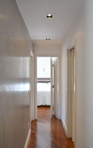 Apartamento à venda com 65m², 2 quartos e 1 vagaCorredor