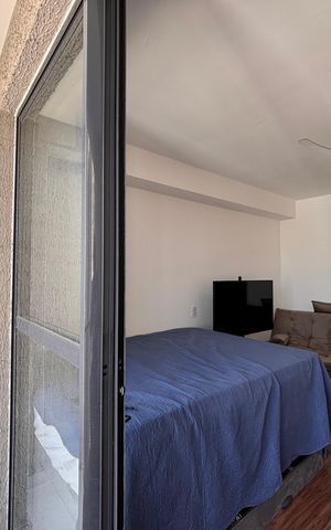 Studio para alugar com 24m², 1 quarto e sem vaga Studio para alugar com 24m², 1 quarto e sem vagaVaranda
