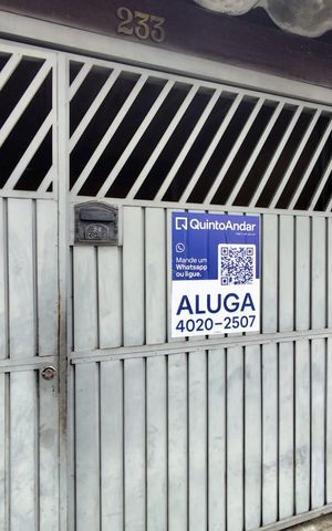 Casa para alugar com 72m², 2 quartos e 1 vaga Casa para alugar com 72m², 2 quartos e 1 vagaPlaquinha