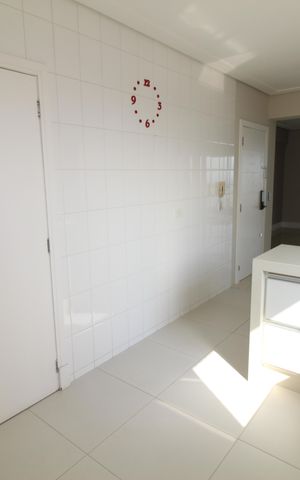Apartamento para alugar com 143m², 3 quartos e 3 vagasCozinha