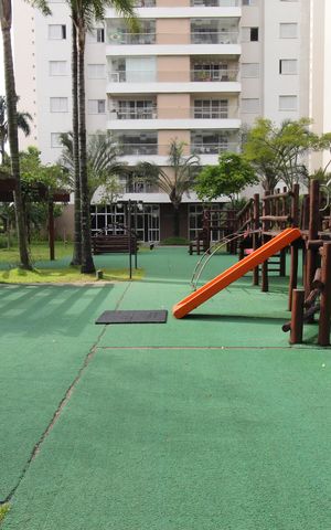 Apartamento para alugar com 143m², 3 quartos e 3 vagasÁrea comum - Playground