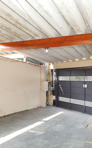 Casa à venda com 182m², 3 quartos e 3 vagasGaragem