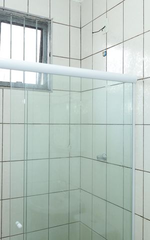 Casa à venda com 182m², 3 quartos e 3 vagasBanheiro 1