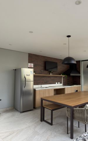 Apartamento à venda com 137m², 3 quartos e 2 vagas Apartamento à venda com 137m², 3 quartos e 2 vagasÁrea comum - Churrasqueira