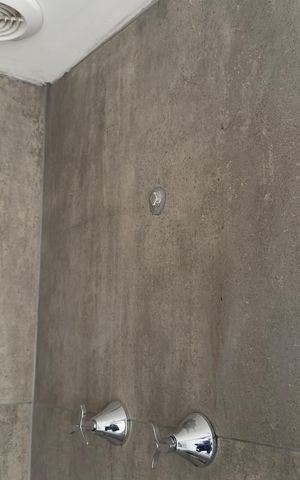 Apartamento à venda com 137m², 3 quartos e 2 vagas Apartamento à venda com 137m², 3 quartos e 2 vagasBanheiro da Suíte 2
