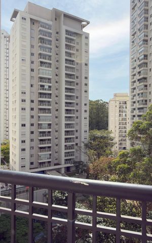 Apartamento à venda com 137m², 3 quartos e 2 vagas Apartamento à venda com 137m², 3 quartos e 2 vagasVaranda