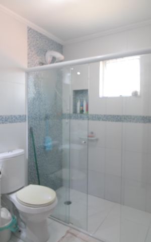 Casa à venda com 125m², 4 quartos e 2 vagasBanheiro comum