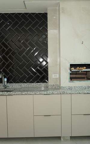 Apartamento para alugar com 136m², 4 quartos e 2 vagasVaranda