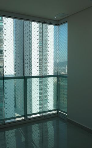 Apartamento para alugar com 136m², 4 quartos e 2 vagasVaranda