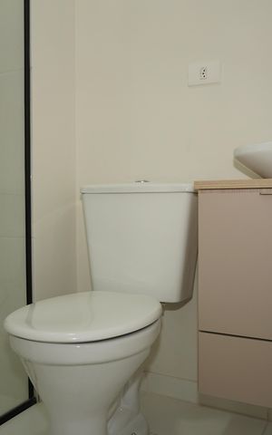 Apartamento para alugar com 136m², 4 quartos e 2 vagasBanheiro de serviço