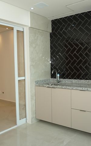 Apartamento para alugar com 136m², 4 quartos e 2 vagasVaranda