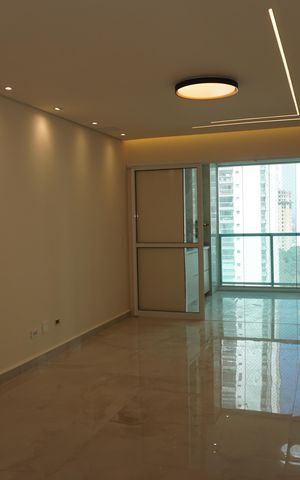 Apartamento para alugar com 136m², 4 quartos e 2 vagasSala