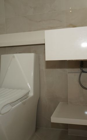 Apartamento para alugar com 136m², 4 quartos e 2 vagasBanheiro