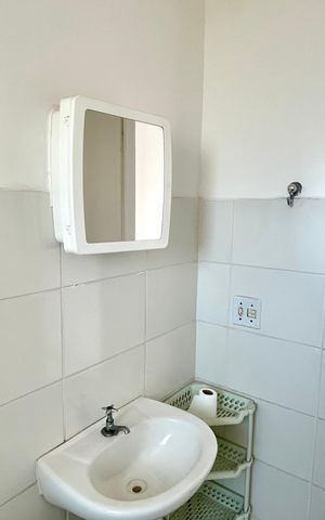 Apartamento para alugar com 48m², 2 quartos e 1 vaga Apartamento para alugar com 48m², 2 quartos e 1 vagaBanheiro