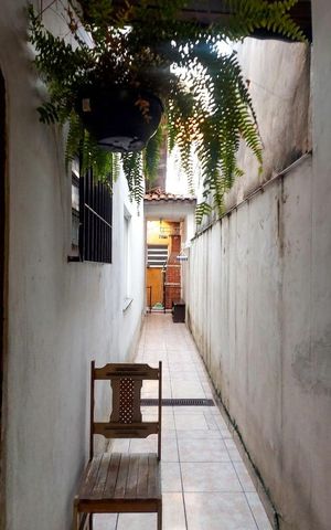 Casa à venda com 161m², 3 quartos e 3 vagas Casa à venda com 161m², 3 quartos e 3 vagasÁrea externa