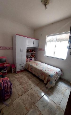 Casa à venda com 161m², 3 quartos e 3 vagas Casa à venda com 161m², 3 quartos e 3 vagasQuarto