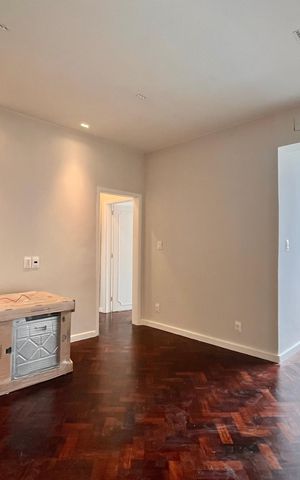 Apartamento à venda com 72m², 2 quartos e sem vaga