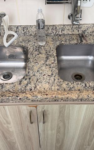 Apartamento para alugar com 69m², 2 quartos e 1 vagaCozinha e Área de Serviço