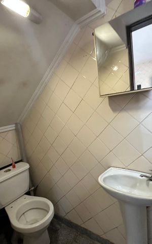 Casa à venda com 183m², 3 quartos e 2 vagas Casa à venda com 183m², 3 quartos e 2 vagasBanheiro 2
