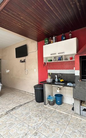 Casa à venda com 183m², 3 quartos e 2 vagas Casa à venda com 183m², 3 quartos e 2 vagasChurrasqueira