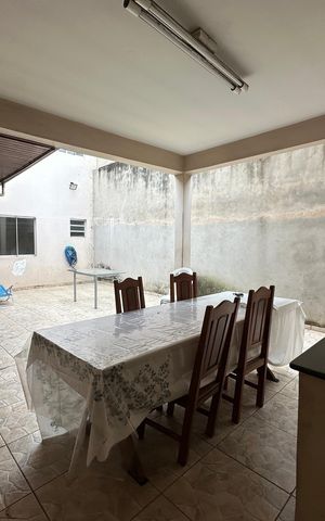 Casa à venda com 183m², 3 quartos e 2 vagas Casa à venda com 183m², 3 quartos e 2 vagasChurrasqueira