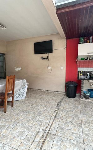 Casa à venda com 183m², 3 quartos e 2 vagas Casa à venda com 183m², 3 quartos e 2 vagasChurrasqueira