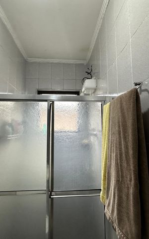 Casa à venda com 183m², 3 quartos e 2 vagas Casa à venda com 183m², 3 quartos e 2 vagasBanheiro 1