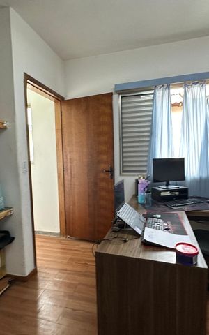 Casa à venda com 183m², 3 quartos e 2 vagas Casa à venda com 183m², 3 quartos e 2 vagasEscritório