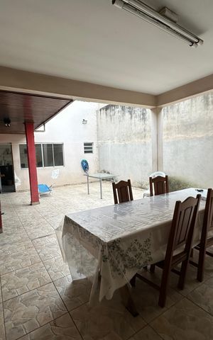 Casa à venda com 183m², 3 quartos e 2 vagas Casa à venda com 183m², 3 quartos e 2 vagasChurrasqueira