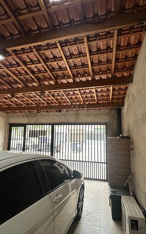 Casa à venda com 183m², 3 quartos e 2 vagas Casa à venda com 183m², 3 quartos e 2 vagasGaragem