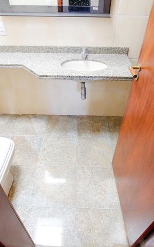 Apartamento à venda com 320m², 5 quartos e 2 vagasBANHEIRO DA SUITE 3