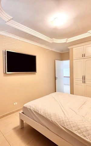 Casa de condomínio para alugar com 341m², 4 quartos e 6 vagas Casa de condomínio para alugar com 341m², 4 quartos e 6 vagasQuarto 2