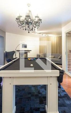 Apartamento para alugar com 198m², 4 quartos e 3 vagas Apartamento para alugar com 198m², 4 quartos e 3 vagasSala