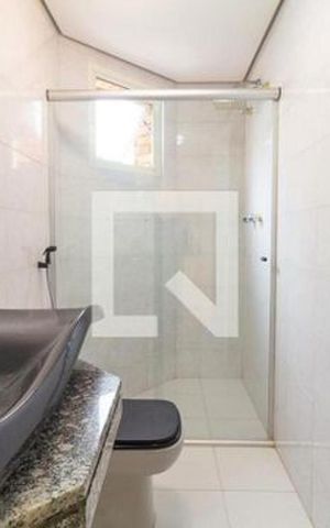 Apartamento para alugar com 198m², 4 quartos e 3 vagas Apartamento para alugar com 198m², 4 quartos e 3 vagasBanheiro