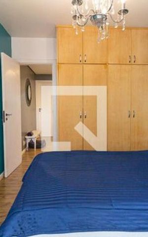 Apartamento para alugar com 198m², 4 quartos e 3 vagas Apartamento para alugar com 198m², 4 quartos e 3 vagasQuarto