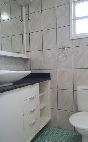 Casa para alugar com 120m², 2 quartos e 2 vagasBanheiro