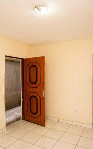 Casa à venda com 250m², 6 quartos e 2 vagasQuarto 1 Casa 2