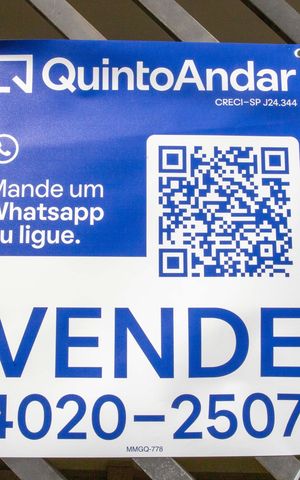 Casa à venda com 250m², 6 quartos e 2 vagasPlaquinha