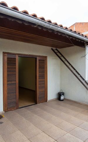 Casa à venda com 250m², 6 quartos e 2 vagasVaranda
