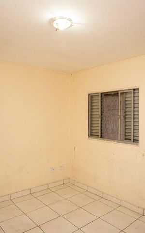 Casa à venda com 250m², 6 quartos e 2 vagasQuarto 1 Casa 2