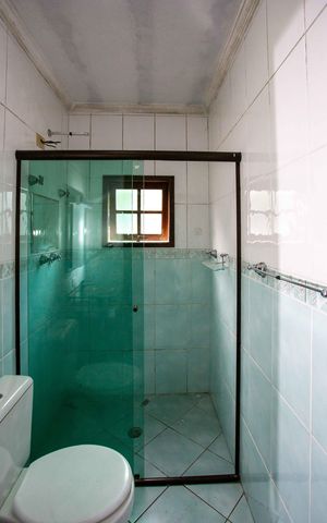 Casa à venda com 250m², 6 quartos e 2 vagasBanheiro da Suíte 3